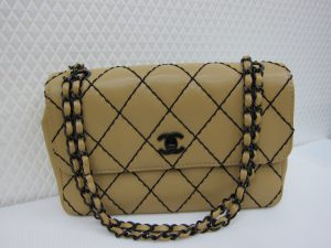 シャネルワイルドステッチ Wチェーンショルダーバッグ 大阪・神戸 シャネルマトラッセブバック 買取