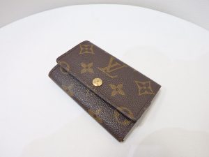 ルイヴィトン買取　モノグラム　Ｍ62630　ミュルティクレ６