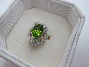 ペリドットリング・高価買取・大阪神戸・色石ジュエリー・宝飾品買取強化中