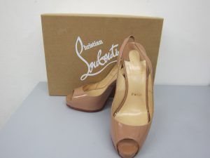 クリスチャンルブタン高価買取・大阪神戸ヒール・オープントゥ買取