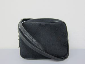 グッチGGキャンバス・高価買取大阪神戸ショルダーポシェット