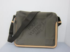 ルイ・ヴィトン高価買取・大阪神戸・廃盤ダミエ・ジェアンメサジェ Ｍ９３０３０