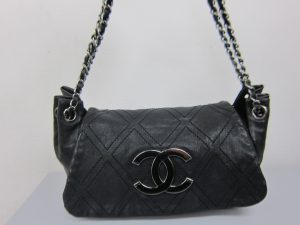 シャネル高価買取・大阪神戸チェーンショルダーバック買取
