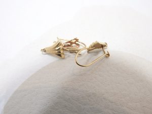 金 買取 大阪神戸 壊れているピアス Ｋ14 金買取