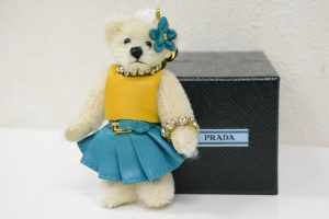 プラダ1ARH58クマキーホルダーベアーチャーム高価買取