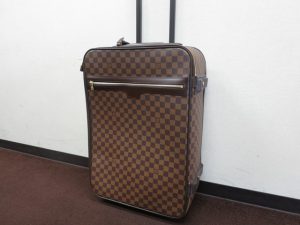 ルイヴィトン ぺガス 買取 ブランド キャリーバッグ 旅行鞄 高価買取