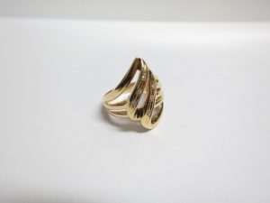 金買取 大阪・神戸 18金価格 高水準 K18リング 無料査定