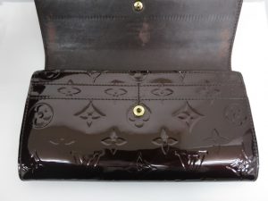 ルイヴィトン 買取 大阪 神戸 ヴェルニ 旧型ポルトフォイユ・サラ 財布
