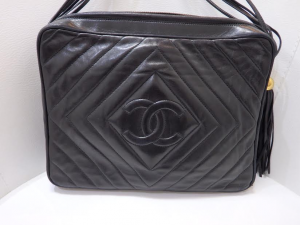 シャネル・高価買取・ヴィンテージショルダーバックフリンジ付き大阪神戸買取