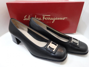 フェラガモ高価買取・パンプス・ヴァラ・大阪神戸買取