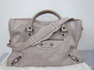 バレンシアガ高価買取・エディターズ ライトローズ 115748大阪神戸