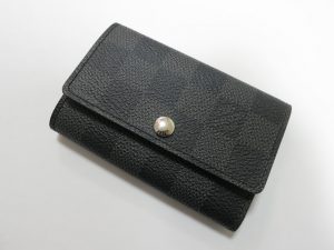 ルイヴィトン 買取 大阪 神戸 キーケース イニシャル入り 高額査定