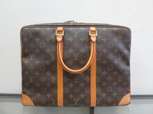 ルイヴィトン 買取 大阪 神戸 ポルトドキュマン・ヴォワヤージュ