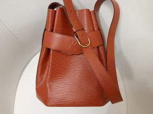 ルイヴィトン買取大阪、神戸エピⅯ80203サックデポール買取