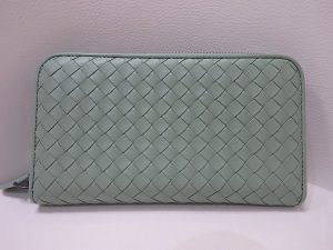ボッテガヴェネタ買取大阪、神戸、ラウンドジップ長財布高価買取